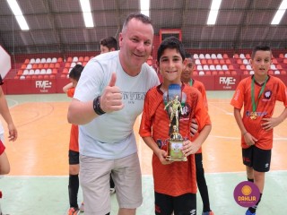 
<a style='margin-left: 5px;' class='btn btn-xs btn-social btn-facebook' href='https://www.facebook.com/sharer/sharer.php?u=https://www.boladovale.com.br/imgs/800-800-90/conteudo/fotos/1299/img7309.jpg' rel='popup' data-width='500' data-height='400'><i class='fa fa-facebook'></i>Compartilhar <span class='hidden-xs'>no Facebook</span>
</a> 
<a class='btn btn-default btn-xs' target='_blank' href='imgs/800-800-90/conteudo/fotos/1299/img7309.jpg'>
<span class='glyphicon glyphicon-cloud-download'></span> Salvar
</a> 
<span></span>