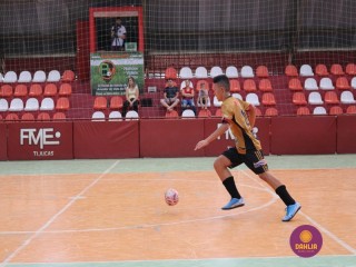 
<a style='margin-left: 5px;' class='btn btn-xs btn-social btn-facebook' href='https://www.facebook.com/sharer/sharer.php?u=https://www.boladovale.com.br/imgs/800-800-90/conteudo/fotos/1300/img7377.jpg' rel='popup' data-width='500' data-height='400'><i class='fa fa-facebook'></i>Compartilhar <span class='hidden-xs'>no Facebook</span>
</a> 
<a class='btn btn-default btn-xs' target='_blank' href='imgs/800-800-90/conteudo/fotos/1300/img7377.jpg'>
<span class='glyphicon glyphicon-cloud-download'></span> Salvar
</a> 
<span></span>