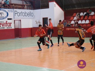 
<a style='margin-left: 5px;' class='btn btn-xs btn-social btn-facebook' href='https://www.facebook.com/sharer/sharer.php?u=https://www.boladovale.com.br/imgs/800-800-90/conteudo/fotos/1300/img7396.jpg' rel='popup' data-width='500' data-height='400'><i class='fa fa-facebook'></i>Compartilhar <span class='hidden-xs'>no Facebook</span>
</a> 
<a class='btn btn-default btn-xs' target='_blank' href='imgs/800-800-90/conteudo/fotos/1300/img7396.jpg'>
<span class='glyphicon glyphicon-cloud-download'></span> Salvar
</a> 
<span></span>