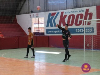 
<a style='margin-left: 5px;' class='btn btn-xs btn-social btn-facebook' href='https://www.facebook.com/sharer/sharer.php?u=https://www.boladovale.com.br/imgs/800-800-90/conteudo/fotos/1300/img7400.jpg' rel='popup' data-width='500' data-height='400'><i class='fa fa-facebook'></i>Compartilhar <span class='hidden-xs'>no Facebook</span>
</a> 
<a class='btn btn-default btn-xs' target='_blank' href='imgs/800-800-90/conteudo/fotos/1300/img7400.jpg'>
<span class='glyphicon glyphicon-cloud-download'></span> Salvar
</a> 
<span></span>