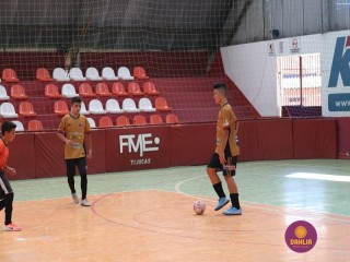 
<a style='margin-left: 5px;' class='btn btn-xs btn-social btn-facebook' href='https://www.facebook.com/sharer/sharer.php?u=https://www.boladovale.com.br/imgs/800-800-90/conteudo/fotos/1300/img7412.jpg' rel='popup' data-width='500' data-height='400'><i class='fa fa-facebook'></i>Compartilhar <span class='hidden-xs'>no Facebook</span>
</a> 
<a class='btn btn-default btn-xs' target='_blank' href='imgs/800-800-90/conteudo/fotos/1300/img7412.jpg'>
<span class='glyphicon glyphicon-cloud-download'></span> Salvar
</a> 
<span></span>