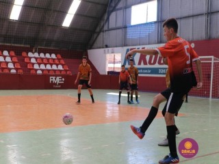 
<a style='margin-left: 5px;' class='btn btn-xs btn-social btn-facebook' href='https://www.facebook.com/sharer/sharer.php?u=https://www.boladovale.com.br/imgs/800-800-90/conteudo/fotos/1300/img7422.jpg' rel='popup' data-width='500' data-height='400'><i class='fa fa-facebook'></i>Compartilhar <span class='hidden-xs'>no Facebook</span>
</a> 
<a class='btn btn-default btn-xs' target='_blank' href='imgs/800-800-90/conteudo/fotos/1300/img7422.jpg'>
<span class='glyphicon glyphicon-cloud-download'></span> Salvar
</a> 
<span></span>