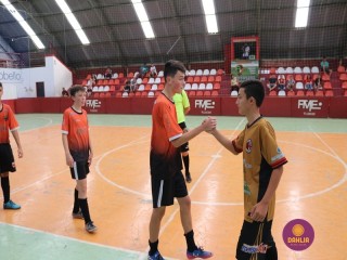 
<a style='margin-left: 5px;' class='btn btn-xs btn-social btn-facebook' href='https://www.facebook.com/sharer/sharer.php?u=https://www.boladovale.com.br/imgs/800-800-90/conteudo/fotos/1300/img7444.jpg' rel='popup' data-width='500' data-height='400'><i class='fa fa-facebook'></i>Compartilhar <span class='hidden-xs'>no Facebook</span>
</a> 
<a class='btn btn-default btn-xs' target='_blank' href='imgs/800-800-90/conteudo/fotos/1300/img7444.jpg'>
<span class='glyphicon glyphicon-cloud-download'></span> Salvar
</a> 
<span></span>