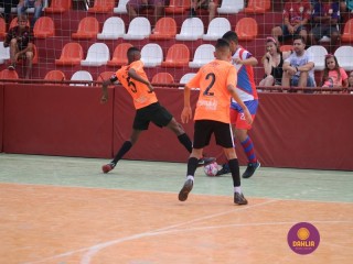 
<a style='margin-left: 5px;' class='btn btn-xs btn-social btn-facebook' href='https://www.facebook.com/sharer/sharer.php?u=https://www.boladovale.com.br/imgs/800-800-90/conteudo/fotos/1301/img7517.jpg' rel='popup' data-width='500' data-height='400'><i class='fa fa-facebook'></i>Compartilhar <span class='hidden-xs'>no Facebook</span>
</a> 
<a class='btn btn-default btn-xs' target='_blank' href='imgs/800-800-90/conteudo/fotos/1301/img7517.jpg'>
<span class='glyphicon glyphicon-cloud-download'></span> Salvar
</a> 
<span></span>