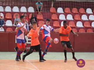 
<a style='margin-left: 5px;' class='btn btn-xs btn-social btn-facebook' href='https://www.facebook.com/sharer/sharer.php?u=https://www.boladovale.com.br/imgs/800-800-90/conteudo/fotos/1301/img7583.jpg' rel='popup' data-width='500' data-height='400'><i class='fa fa-facebook'></i>Compartilhar <span class='hidden-xs'>no Facebook</span>
</a> 
<a class='btn btn-default btn-xs' target='_blank' href='imgs/800-800-90/conteudo/fotos/1301/img7583.jpg'>
<span class='glyphicon glyphicon-cloud-download'></span> Salvar
</a> 
<span></span>