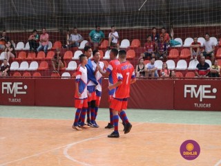 
<a style='margin-left: 5px;' class='btn btn-xs btn-social btn-facebook' href='https://www.facebook.com/sharer/sharer.php?u=https://www.boladovale.com.br/imgs/800-800-90/conteudo/fotos/1301/img7587.jpg' rel='popup' data-width='500' data-height='400'><i class='fa fa-facebook'></i>Compartilhar <span class='hidden-xs'>no Facebook</span>
</a> 
<a class='btn btn-default btn-xs' target='_blank' href='imgs/800-800-90/conteudo/fotos/1301/img7587.jpg'>
<span class='glyphicon glyphicon-cloud-download'></span> Salvar
</a> 
<span></span>