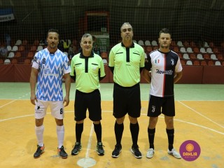 
<a style='margin-left: 5px;' class='btn btn-xs btn-social btn-facebook' href='https://www.facebook.com/sharer/sharer.php?u=https://www.boladovale.com.br/imgs/800-800-90/conteudo/fotos/1303/img7682.jpg' rel='popup' data-width='500' data-height='400'><i class='fa fa-facebook'></i>Compartilhar <span class='hidden-xs'>no Facebook</span>
</a> 
<a class='btn btn-default btn-xs' target='_blank' href='imgs/800-800-90/conteudo/fotos/1303/img7682.jpg'>
<span class='glyphicon glyphicon-cloud-download'></span> Salvar
</a> 
<span></span>