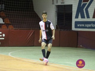 
<a style='margin-left: 5px;' class='btn btn-xs btn-social btn-facebook' href='https://www.facebook.com/sharer/sharer.php?u=https://www.boladovale.com.br/imgs/800-800-90/conteudo/fotos/1303/img7713.jpg' rel='popup' data-width='500' data-height='400'><i class='fa fa-facebook'></i>Compartilhar <span class='hidden-xs'>no Facebook</span>
</a> 
<a class='btn btn-default btn-xs' target='_blank' href='imgs/800-800-90/conteudo/fotos/1303/img7713.jpg'>
<span class='glyphicon glyphicon-cloud-download'></span> Salvar
</a> 
<span></span>