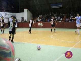 
<a style='margin-left: 5px;' class='btn btn-xs btn-social btn-facebook' href='https://www.facebook.com/sharer/sharer.php?u=https://www.boladovale.com.br/imgs/800-800-90/conteudo/fotos/1303/img7739.jpg' rel='popup' data-width='500' data-height='400'><i class='fa fa-facebook'></i>Compartilhar <span class='hidden-xs'>no Facebook</span>
</a> 
<a class='btn btn-default btn-xs' target='_blank' href='imgs/800-800-90/conteudo/fotos/1303/img7739.jpg'>
<span class='glyphicon glyphicon-cloud-download'></span> Salvar
</a> 
<span></span>