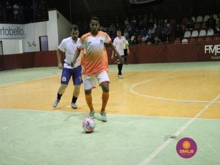 
<a style='margin-left: 5px;' class='btn btn-xs btn-social btn-facebook' href='https://www.facebook.com/sharer/sharer.php?u=https://www.boladovale.com.br/imgs/800-800-90/conteudo/fotos/1304/img7779.jpg' rel='popup' data-width='500' data-height='400'><i class='fa fa-facebook'></i>Compartilhar <span class='hidden-xs'>no Facebook</span>
</a> 
<a class='btn btn-default btn-xs' target='_blank' href='imgs/800-800-90/conteudo/fotos/1304/img7779.jpg'>
<span class='glyphicon glyphicon-cloud-download'></span> Salvar
</a> 
<span></span>