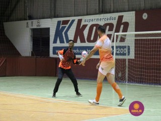 
<a style='margin-left: 5px;' class='btn btn-xs btn-social btn-facebook' href='https://www.facebook.com/sharer/sharer.php?u=https://www.boladovale.com.br/imgs/800-800-90/conteudo/fotos/1304/img7784.jpg' rel='popup' data-width='500' data-height='400'><i class='fa fa-facebook'></i>Compartilhar <span class='hidden-xs'>no Facebook</span>
</a> 
<a class='btn btn-default btn-xs' target='_blank' href='imgs/800-800-90/conteudo/fotos/1304/img7784.jpg'>
<span class='glyphicon glyphicon-cloud-download'></span> Salvar
</a> 
<span></span>