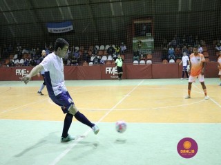 
<a style='margin-left: 5px;' class='btn btn-xs btn-social btn-facebook' href='https://www.facebook.com/sharer/sharer.php?u=https://www.boladovale.com.br/imgs/800-800-90/conteudo/fotos/1304/img7793.jpg' rel='popup' data-width='500' data-height='400'><i class='fa fa-facebook'></i>Compartilhar <span class='hidden-xs'>no Facebook</span>
</a> 
<a class='btn btn-default btn-xs' target='_blank' href='imgs/800-800-90/conteudo/fotos/1304/img7793.jpg'>
<span class='glyphicon glyphicon-cloud-download'></span> Salvar
</a> 
<span></span>