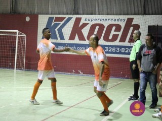 
<a style='margin-left: 5px;' class='btn btn-xs btn-social btn-facebook' href='https://www.facebook.com/sharer/sharer.php?u=https://www.boladovale.com.br/imgs/800-800-90/conteudo/fotos/1304/img7809.jpg' rel='popup' data-width='500' data-height='400'><i class='fa fa-facebook'></i>Compartilhar <span class='hidden-xs'>no Facebook</span>
</a> 
<a class='btn btn-default btn-xs' target='_blank' href='imgs/800-800-90/conteudo/fotos/1304/img7809.jpg'>
<span class='glyphicon glyphicon-cloud-download'></span> Salvar
</a> 
<span></span>