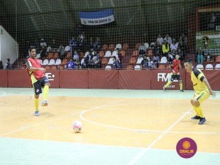 
<a style='margin-left: 5px;' class='btn btn-xs btn-social btn-facebook' href='https://www.facebook.com/sharer/sharer.php?u=https://www.boladovale.com.br/imgs/800-800-90/conteudo/fotos/1305/img7846.jpg' rel='popup' data-width='500' data-height='400'><i class='fa fa-facebook'></i>Compartilhar <span class='hidden-xs'>no Facebook</span>
</a> 
<a class='btn btn-default btn-xs' target='_blank' href='imgs/800-800-90/conteudo/fotos/1305/img7846.jpg'>
<span class='glyphicon glyphicon-cloud-download'></span> Salvar
</a> 
<span></span>