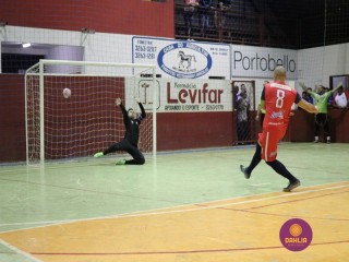 
<a style='margin-left: 5px;' class='btn btn-xs btn-social btn-facebook' href='https://www.facebook.com/sharer/sharer.php?u=https://www.boladovale.com.br/imgs/800-800-90/conteudo/fotos/1306/img8008.jpg' rel='popup' data-width='500' data-height='400'><i class='fa fa-facebook'></i>Compartilhar <span class='hidden-xs'>no Facebook</span>
</a> 
<a class='btn btn-default btn-xs' target='_blank' href='imgs/800-800-90/conteudo/fotos/1306/img8008.jpg'>
<span class='glyphicon glyphicon-cloud-download'></span> Salvar
</a> 
<span></span>