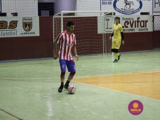 
<a style='margin-left: 5px;' class='btn btn-xs btn-social btn-facebook' href='https://www.facebook.com/sharer/sharer.php?u=https://www.boladovale.com.br/imgs/800-800-90/conteudo/fotos/1308/img8205.jpg' rel='popup' data-width='500' data-height='400'><i class='fa fa-facebook'></i>Compartilhar <span class='hidden-xs'>no Facebook</span>
</a> 
<a class='btn btn-default btn-xs' target='_blank' href='imgs/800-800-90/conteudo/fotos/1308/img8205.jpg'>
<span class='glyphicon glyphicon-cloud-download'></span> Salvar
</a> 
<span></span>