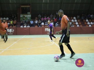 
<a style='margin-left: 5px;' class='btn btn-xs btn-social btn-facebook' href='https://www.facebook.com/sharer/sharer.php?u=https://www.boladovale.com.br/imgs/800-800-90/conteudo/fotos/1310/img8388.jpg' rel='popup' data-width='500' data-height='400'><i class='fa fa-facebook'></i>Compartilhar <span class='hidden-xs'>no Facebook</span>
</a> 
<a class='btn btn-default btn-xs' target='_blank' href='imgs/800-800-90/conteudo/fotos/1310/img8388.jpg'>
<span class='glyphicon glyphicon-cloud-download'></span> Salvar
</a> 
<span></span>