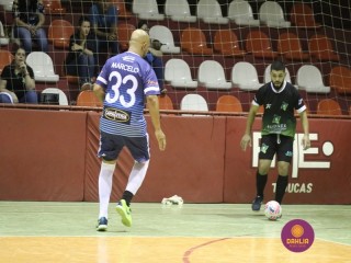 
<a style='margin-left: 5px;' class='btn btn-xs btn-social btn-facebook' href='https://www.facebook.com/sharer/sharer.php?u=https://www.boladovale.com.br/imgs/800-800-90/conteudo/fotos/1312/img8590.jpg' rel='popup' data-width='500' data-height='400'><i class='fa fa-facebook'></i>Compartilhar <span class='hidden-xs'>no Facebook</span>
</a> 
<a class='btn btn-default btn-xs' target='_blank' href='imgs/800-800-90/conteudo/fotos/1312/img8590.jpg'>
<span class='glyphicon glyphicon-cloud-download'></span> Salvar
</a> 
<span></span>