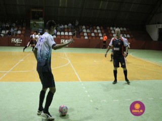 
<a style='margin-left: 5px;' class='btn btn-xs btn-social btn-facebook' href='https://www.facebook.com/sharer/sharer.php?u=https://www.boladovale.com.br/imgs/800-800-90/conteudo/fotos/1313/img8642.jpg' rel='popup' data-width='500' data-height='400'><i class='fa fa-facebook'></i>Compartilhar <span class='hidden-xs'>no Facebook</span>
</a> 
<a class='btn btn-default btn-xs' target='_blank' href='imgs/800-800-90/conteudo/fotos/1313/img8642.jpg'>
<span class='glyphicon glyphicon-cloud-download'></span> Salvar
</a> 
<span></span>