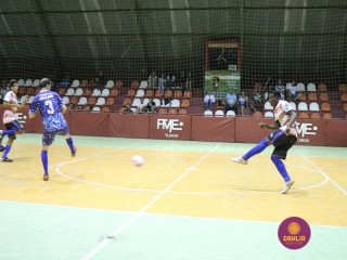 
<a style='margin-left: 5px;' class='btn btn-xs btn-social btn-facebook' href='https://www.facebook.com/sharer/sharer.php?u=https://www.boladovale.com.br/imgs/800-800-90/conteudo/fotos/1314/img8670.jpg' rel='popup' data-width='500' data-height='400'><i class='fa fa-facebook'></i>Compartilhar <span class='hidden-xs'>no Facebook</span>
</a> 
<a class='btn btn-default btn-xs' target='_blank' href='imgs/800-800-90/conteudo/fotos/1314/img8670.jpg'>
<span class='glyphicon glyphicon-cloud-download'></span> Salvar
</a> 
<span></span>