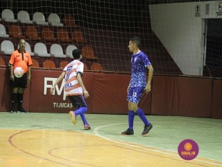 
<a style='margin-left: 5px;' class='btn btn-xs btn-social btn-facebook' href='https://www.facebook.com/sharer/sharer.php?u=https://www.boladovale.com.br/imgs/800-800-90/conteudo/fotos/1314/img8702.jpg' rel='popup' data-width='500' data-height='400'><i class='fa fa-facebook'></i>Compartilhar <span class='hidden-xs'>no Facebook</span>
</a> 
<a class='btn btn-default btn-xs' target='_blank' href='imgs/800-800-90/conteudo/fotos/1314/img8702.jpg'>
<span class='glyphicon glyphicon-cloud-download'></span> Salvar
</a> 
<span></span>