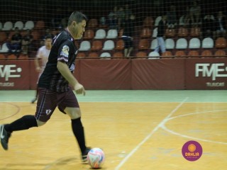 
<a style='margin-left: 5px;' class='btn btn-xs btn-social btn-facebook' href='https://www.facebook.com/sharer/sharer.php?u=https://www.boladovale.com.br/imgs/800-800-90/conteudo/fotos/1315/img7695.jpg' rel='popup' data-width='500' data-height='400'><i class='fa fa-facebook'></i>Compartilhar <span class='hidden-xs'>no Facebook</span>
</a> 
<a class='btn btn-default btn-xs' target='_blank' href='imgs/800-800-90/conteudo/fotos/1315/img7695.jpg'>
<span class='glyphicon glyphicon-cloud-download'></span> Salvar
</a> 
<span></span>