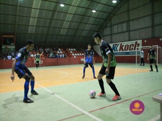 
<a style='margin-left: 5px;' class='btn btn-xs btn-social btn-facebook' href='https://www.facebook.com/sharer/sharer.php?u=https://www.boladovale.com.br/imgs/800-800-90/conteudo/fotos/1316/img7823.jpg' rel='popup' data-width='500' data-height='400'><i class='fa fa-facebook'></i>Compartilhar <span class='hidden-xs'>no Facebook</span>
</a> 
<a class='btn btn-default btn-xs' target='_blank' href='imgs/800-800-90/conteudo/fotos/1316/img7823.jpg'>
<span class='glyphicon glyphicon-cloud-download'></span> Salvar
</a> 
<span></span>
