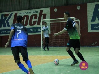 
<a style='margin-left: 5px;' class='btn btn-xs btn-social btn-facebook' href='https://www.facebook.com/sharer/sharer.php?u=https://www.boladovale.com.br/imgs/800-800-90/conteudo/fotos/1316/img7874.jpg' rel='popup' data-width='500' data-height='400'><i class='fa fa-facebook'></i>Compartilhar <span class='hidden-xs'>no Facebook</span>
</a> 
<a class='btn btn-default btn-xs' target='_blank' href='imgs/800-800-90/conteudo/fotos/1316/img7874.jpg'>
<span class='glyphicon glyphicon-cloud-download'></span> Salvar
</a> 
<span></span>