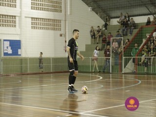 
<a style='margin-left: 5px;' class='btn btn-xs btn-social btn-facebook' href='https://www.facebook.com/sharer/sharer.php?u=https://www.boladovale.com.br/imgs/800-800-90/conteudo/fotos/1317/mg8964.jpg' rel='popup' data-width='500' data-height='400'><i class='fa fa-facebook'></i>Compartilhar <span class='hidden-xs'>no Facebook</span>
</a> 
<a class='btn btn-default btn-xs' target='_blank' href='imgs/800-800-90/conteudo/fotos/1317/mg8964.jpg'>
<span class='glyphicon glyphicon-cloud-download'></span> Salvar
</a> 
<span></span>