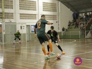 
<a style='margin-left: 5px;' class='btn btn-xs btn-social btn-facebook' href='https://www.facebook.com/sharer/sharer.php?u=https://www.boladovale.com.br/imgs/800-800-90/conteudo/fotos/1317/mg9018.jpg' rel='popup' data-width='500' data-height='400'><i class='fa fa-facebook'></i>Compartilhar <span class='hidden-xs'>no Facebook</span>
</a> 
<a class='btn btn-default btn-xs' target='_blank' href='imgs/800-800-90/conteudo/fotos/1317/mg9018.jpg'>
<span class='glyphicon glyphicon-cloud-download'></span> Salvar
</a> 
<span></span>