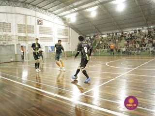 
<a style='margin-left: 5px;' class='btn btn-xs btn-social btn-facebook' href='https://www.facebook.com/sharer/sharer.php?u=https://www.boladovale.com.br/imgs/800-800-90/conteudo/fotos/1317/mg9037.jpg' rel='popup' data-width='500' data-height='400'><i class='fa fa-facebook'></i>Compartilhar <span class='hidden-xs'>no Facebook</span>
</a> 
<a class='btn btn-default btn-xs' target='_blank' href='imgs/800-800-90/conteudo/fotos/1317/mg9037.jpg'>
<span class='glyphicon glyphicon-cloud-download'></span> Salvar
</a> 
<span></span>