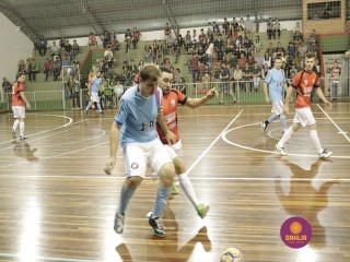 
<a style='margin-left: 5px;' class='btn btn-xs btn-social btn-facebook' href='https://www.facebook.com/sharer/sharer.php?u=https://www.boladovale.com.br/imgs/800-800-90/conteudo/fotos/1318/mg9126.jpg' rel='popup' data-width='500' data-height='400'><i class='fa fa-facebook'></i>Compartilhar <span class='hidden-xs'>no Facebook</span>
</a> 
<a class='btn btn-default btn-xs' target='_blank' href='imgs/800-800-90/conteudo/fotos/1318/mg9126.jpg'>
<span class='glyphicon glyphicon-cloud-download'></span> Salvar
</a> 
<span></span>