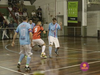 
<a style='margin-left: 5px;' class='btn btn-xs btn-social btn-facebook' href='https://www.facebook.com/sharer/sharer.php?u=https://www.boladovale.com.br/imgs/800-800-90/conteudo/fotos/1318/mg9130.jpg' rel='popup' data-width='500' data-height='400'><i class='fa fa-facebook'></i>Compartilhar <span class='hidden-xs'>no Facebook</span>
</a> 
<a class='btn btn-default btn-xs' target='_blank' href='imgs/800-800-90/conteudo/fotos/1318/mg9130.jpg'>
<span class='glyphicon glyphicon-cloud-download'></span> Salvar
</a> 
<span></span>