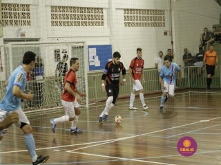 
<a style='margin-left: 5px;' class='btn btn-xs btn-social btn-facebook' href='https://www.facebook.com/sharer/sharer.php?u=https://www.boladovale.com.br/imgs/800-800-90/conteudo/fotos/1318/mg9147.jpg' rel='popup' data-width='500' data-height='400'><i class='fa fa-facebook'></i>Compartilhar <span class='hidden-xs'>no Facebook</span>
</a> 
<a class='btn btn-default btn-xs' target='_blank' href='imgs/800-800-90/conteudo/fotos/1318/mg9147.jpg'>
<span class='glyphicon glyphicon-cloud-download'></span> Salvar
</a> 
<span></span>