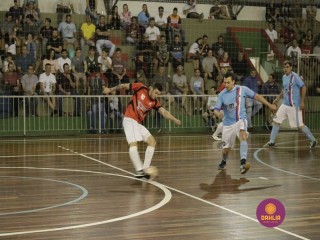 
<a style='margin-left: 5px;' class='btn btn-xs btn-social btn-facebook' href='https://www.facebook.com/sharer/sharer.php?u=https://www.boladovale.com.br/imgs/800-800-90/conteudo/fotos/1318/mg9148.jpg' rel='popup' data-width='500' data-height='400'><i class='fa fa-facebook'></i>Compartilhar <span class='hidden-xs'>no Facebook</span>
</a> 
<a class='btn btn-default btn-xs' target='_blank' href='imgs/800-800-90/conteudo/fotos/1318/mg9148.jpg'>
<span class='glyphicon glyphicon-cloud-download'></span> Salvar
</a> 
<span></span>