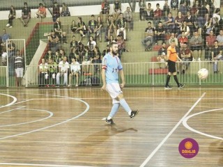 
<a style='margin-left: 5px;' class='btn btn-xs btn-social btn-facebook' href='https://www.facebook.com/sharer/sharer.php?u=https://www.boladovale.com.br/imgs/800-800-90/conteudo/fotos/1318/mg9205.jpg' rel='popup' data-width='500' data-height='400'><i class='fa fa-facebook'></i>Compartilhar <span class='hidden-xs'>no Facebook</span>
</a> 
<a class='btn btn-default btn-xs' target='_blank' href='imgs/800-800-90/conteudo/fotos/1318/mg9205.jpg'>
<span class='glyphicon glyphicon-cloud-download'></span> Salvar
</a> 
<span></span>