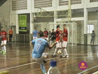 
<a style='margin-left: 5px;' class='btn btn-xs btn-social btn-facebook' href='https://www.facebook.com/sharer/sharer.php?u=https://www.boladovale.com.br/imgs/800-800-90/conteudo/fotos/1318/mg9245.jpg' rel='popup' data-width='500' data-height='400'><i class='fa fa-facebook'></i>Compartilhar <span class='hidden-xs'>no Facebook</span>
</a> 
<a class='btn btn-default btn-xs' target='_blank' href='imgs/800-800-90/conteudo/fotos/1318/mg9245.jpg'>
<span class='glyphicon glyphicon-cloud-download'></span> Salvar
</a> 
<span></span>