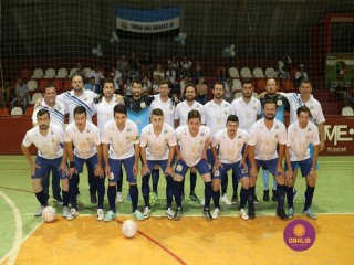 
<a style='margin-left: 5px;' class='btn btn-xs btn-social btn-facebook' href='https://www.facebook.com/sharer/sharer.php?u=https://www.boladovale.com.br/imgs/800-800-90/conteudo/fotos/1320/img9343.jpg' rel='popup' data-width='500' data-height='400'><i class='fa fa-facebook'></i>Compartilhar <span class='hidden-xs'>no Facebook</span>
</a> 
<a class='btn btn-default btn-xs' target='_blank' href='imgs/800-800-90/conteudo/fotos/1320/img9343.jpg'>
<span class='glyphicon glyphicon-cloud-download'></span> Salvar
</a> 
<span></span>