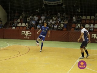 
<a style='margin-left: 5px;' class='btn btn-xs btn-social btn-facebook' href='https://www.facebook.com/sharer/sharer.php?u=https://www.boladovale.com.br/imgs/800-800-90/conteudo/fotos/1320/mg9382.jpg' rel='popup' data-width='500' data-height='400'><i class='fa fa-facebook'></i>Compartilhar <span class='hidden-xs'>no Facebook</span>
</a> 
<a class='btn btn-default btn-xs' target='_blank' href='imgs/800-800-90/conteudo/fotos/1320/mg9382.jpg'>
<span class='glyphicon glyphicon-cloud-download'></span> Salvar
</a> 
<span></span>