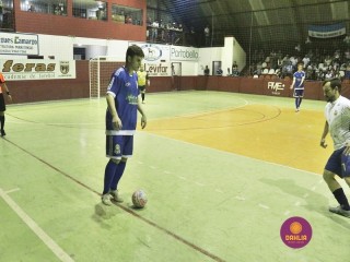 
<a style='margin-left: 5px;' class='btn btn-xs btn-social btn-facebook' href='https://www.facebook.com/sharer/sharer.php?u=https://www.boladovale.com.br/imgs/800-800-90/conteudo/fotos/1320/mg9383.jpg' rel='popup' data-width='500' data-height='400'><i class='fa fa-facebook'></i>Compartilhar <span class='hidden-xs'>no Facebook</span>
</a> 
<a class='btn btn-default btn-xs' target='_blank' href='imgs/800-800-90/conteudo/fotos/1320/mg9383.jpg'>
<span class='glyphicon glyphicon-cloud-download'></span> Salvar
</a> 
<span></span>