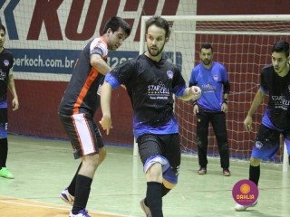 
<a style='margin-left: 5px;' class='btn btn-xs btn-social btn-facebook' href='https://www.facebook.com/sharer/sharer.php?u=https://www.boladovale.com.br/imgs/800-800-90/conteudo/fotos/1321/img9427.jpg' rel='popup' data-width='500' data-height='400'><i class='fa fa-facebook'></i>Compartilhar <span class='hidden-xs'>no Facebook</span>
</a> 
<a class='btn btn-default btn-xs' target='_blank' href='imgs/800-800-90/conteudo/fotos/1321/img9427.jpg'>
<span class='glyphicon glyphicon-cloud-download'></span> Salvar
</a> 
<span></span>