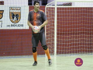 
<a style='margin-left: 5px;' class='btn btn-xs btn-social btn-facebook' href='https://www.facebook.com/sharer/sharer.php?u=https://www.boladovale.com.br/imgs/800-800-90/conteudo/fotos/1321/img9463.jpg' rel='popup' data-width='500' data-height='400'><i class='fa fa-facebook'></i>Compartilhar <span class='hidden-xs'>no Facebook</span>
</a> 
<a class='btn btn-default btn-xs' target='_blank' href='imgs/800-800-90/conteudo/fotos/1321/img9463.jpg'>
<span class='glyphicon glyphicon-cloud-download'></span> Salvar
</a> 
<span></span>