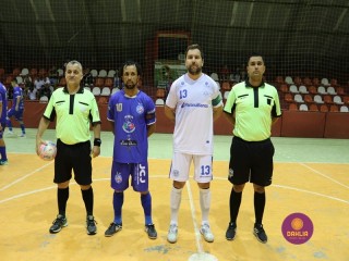 
<a style='margin-left: 5px;' class='btn btn-xs btn-social btn-facebook' href='https://www.facebook.com/sharer/sharer.php?u=https://www.boladovale.com.br/imgs/800-800-90/conteudo/fotos/1324/img9729.jpg' rel='popup' data-width='500' data-height='400'><i class='fa fa-facebook'></i>Compartilhar <span class='hidden-xs'>no Facebook</span>
</a> 
<a class='btn btn-default btn-xs' target='_blank' href='imgs/800-800-90/conteudo/fotos/1324/img9729.jpg'>
<span class='glyphicon glyphicon-cloud-download'></span> Salvar
</a> 
<span></span>