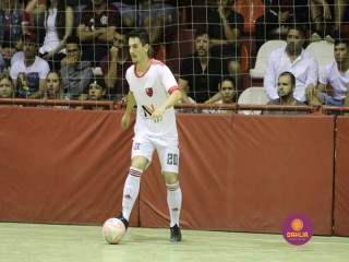 
<a style='margin-left: 5px;' class='btn btn-xs btn-social btn-facebook' href='https://www.facebook.com/sharer/sharer.php?u=https://www.boladovale.com.br/imgs/800-800-90/conteudo/fotos/1325/img9849.jpg' rel='popup' data-width='500' data-height='400'><i class='fa fa-facebook'></i>Compartilhar <span class='hidden-xs'>no Facebook</span>
</a> 
<a class='btn btn-default btn-xs' target='_blank' href='imgs/800-800-90/conteudo/fotos/1325/img9849.jpg'>
<span class='glyphicon glyphicon-cloud-download'></span> Salvar
</a> 
<span></span>