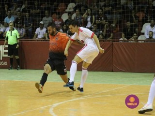 
<a style='margin-left: 5px;' class='btn btn-xs btn-social btn-facebook' href='https://www.facebook.com/sharer/sharer.php?u=https://www.boladovale.com.br/imgs/800-800-90/conteudo/fotos/1325/img9850.jpg' rel='popup' data-width='500' data-height='400'><i class='fa fa-facebook'></i>Compartilhar <span class='hidden-xs'>no Facebook</span>
</a> 
<a class='btn btn-default btn-xs' target='_blank' href='imgs/800-800-90/conteudo/fotos/1325/img9850.jpg'>
<span class='glyphicon glyphicon-cloud-download'></span> Salvar
</a> 
<span></span>