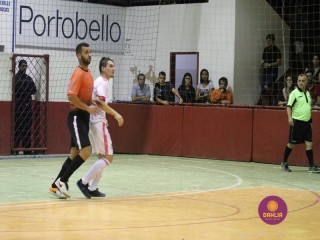 
<a style='margin-left: 5px;' class='btn btn-xs btn-social btn-facebook' href='https://www.facebook.com/sharer/sharer.php?u=https://www.boladovale.com.br/imgs/800-800-90/conteudo/fotos/1325/img9886.jpg' rel='popup' data-width='500' data-height='400'><i class='fa fa-facebook'></i>Compartilhar <span class='hidden-xs'>no Facebook</span>
</a> 
<a class='btn btn-default btn-xs' target='_blank' href='imgs/800-800-90/conteudo/fotos/1325/img9886.jpg'>
<span class='glyphicon glyphicon-cloud-download'></span> Salvar
</a> 
<span></span>
