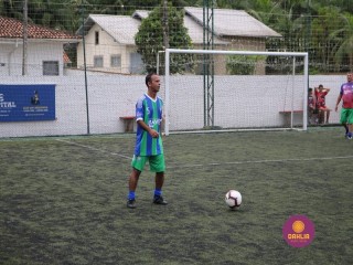 
<a style='margin-left: 5px;' class='btn btn-xs btn-social btn-facebook' href='https://www.facebook.com/sharer/sharer.php?u=https://www.boladovale.com.br/imgs/800-800-90/conteudo/fotos/1326/img0009.jpg' rel='popup' data-width='500' data-height='400'><i class='fa fa-facebook'></i>Compartilhar <span class='hidden-xs'>no Facebook</span>
</a> 
<a class='btn btn-default btn-xs' target='_blank' href='imgs/800-800-90/conteudo/fotos/1326/img0009.jpg'>
<span class='glyphicon glyphicon-cloud-download'></span> Salvar
</a> 
<span></span>