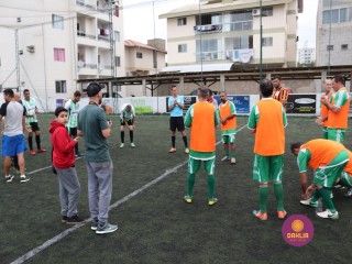 
<a style='margin-left: 5px;' class='btn btn-xs btn-social btn-facebook' href='https://www.facebook.com/sharer/sharer.php?u=https://www.boladovale.com.br/imgs/800-800-90/conteudo/fotos/1326/img0024.jpg' rel='popup' data-width='500' data-height='400'><i class='fa fa-facebook'></i>Compartilhar <span class='hidden-xs'>no Facebook</span>
</a> 
<a class='btn btn-default btn-xs' target='_blank' href='imgs/800-800-90/conteudo/fotos/1326/img0024.jpg'>
<span class='glyphicon glyphicon-cloud-download'></span> Salvar
</a> 
<span></span>