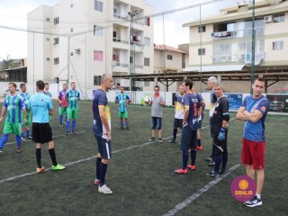 
<a style='margin-left: 5px;' class='btn btn-xs btn-social btn-facebook' href='https://www.facebook.com/sharer/sharer.php?u=https://www.boladovale.com.br/imgs/800-800-90/conteudo/fotos/1326/img9903.jpg' rel='popup' data-width='500' data-height='400'><i class='fa fa-facebook'></i>Compartilhar <span class='hidden-xs'>no Facebook</span>
</a> 
<a class='btn btn-default btn-xs' target='_blank' href='imgs/800-800-90/conteudo/fotos/1326/img9903.jpg'>
<span class='glyphicon glyphicon-cloud-download'></span> Salvar
</a> 
<span></span>