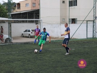 
<a style='margin-left: 5px;' class='btn btn-xs btn-social btn-facebook' href='https://www.facebook.com/sharer/sharer.php?u=https://www.boladovale.com.br/imgs/800-800-90/conteudo/fotos/1326/img9920.jpg' rel='popup' data-width='500' data-height='400'><i class='fa fa-facebook'></i>Compartilhar <span class='hidden-xs'>no Facebook</span>
</a> 
<a class='btn btn-default btn-xs' target='_blank' href='imgs/800-800-90/conteudo/fotos/1326/img9920.jpg'>
<span class='glyphicon glyphicon-cloud-download'></span> Salvar
</a> 
<span></span>